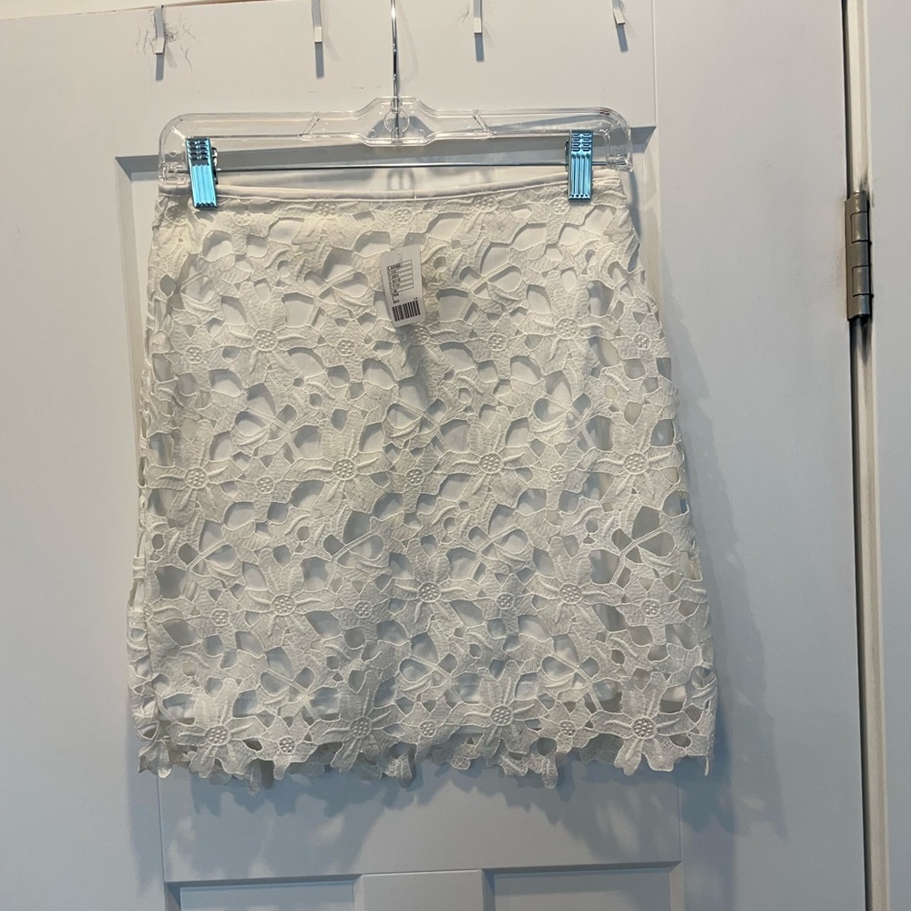 White lace mini skirt